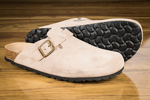 Sabot homme croûte de cuir velours couleur pierre | Mes Espadrilles